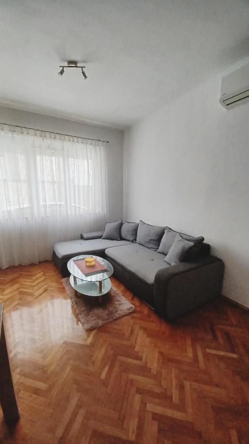 Apartman Dora * Pula